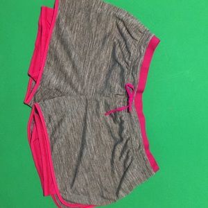 Layer 8  girls woman’s shorts xl hot pink and grey